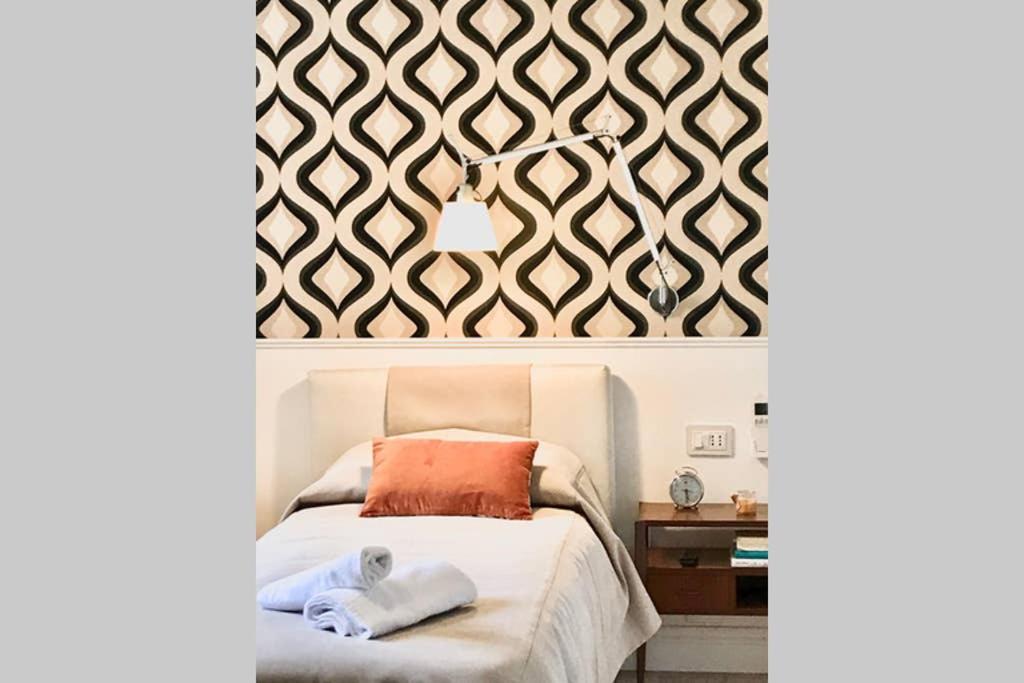 Casa Retro. Historic Center - La Spezia Apartment ภายนอก รูปภาพ